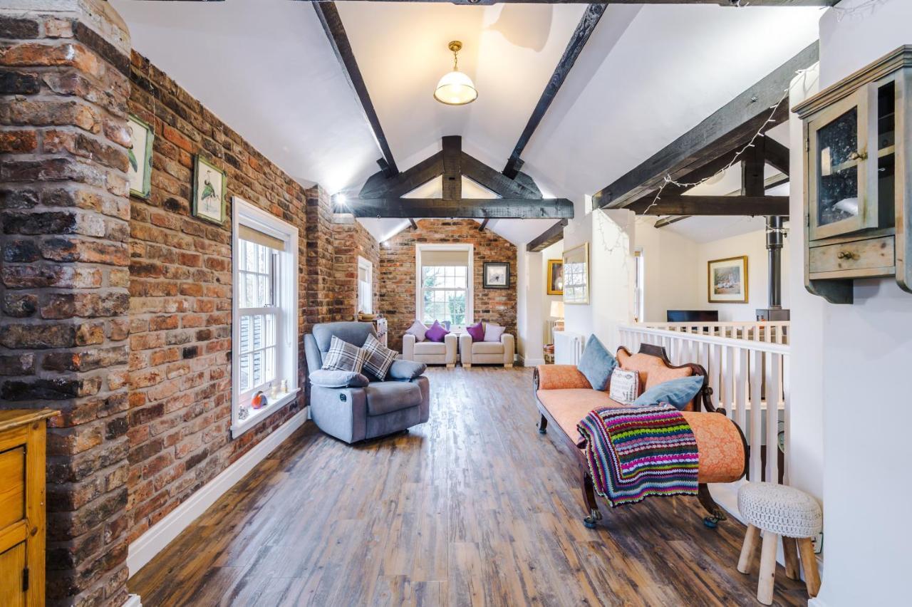 Belvedere House - Serene Countryside Escape - 4 Bedrooms Sleeps 8 샌드배치 외부 사진