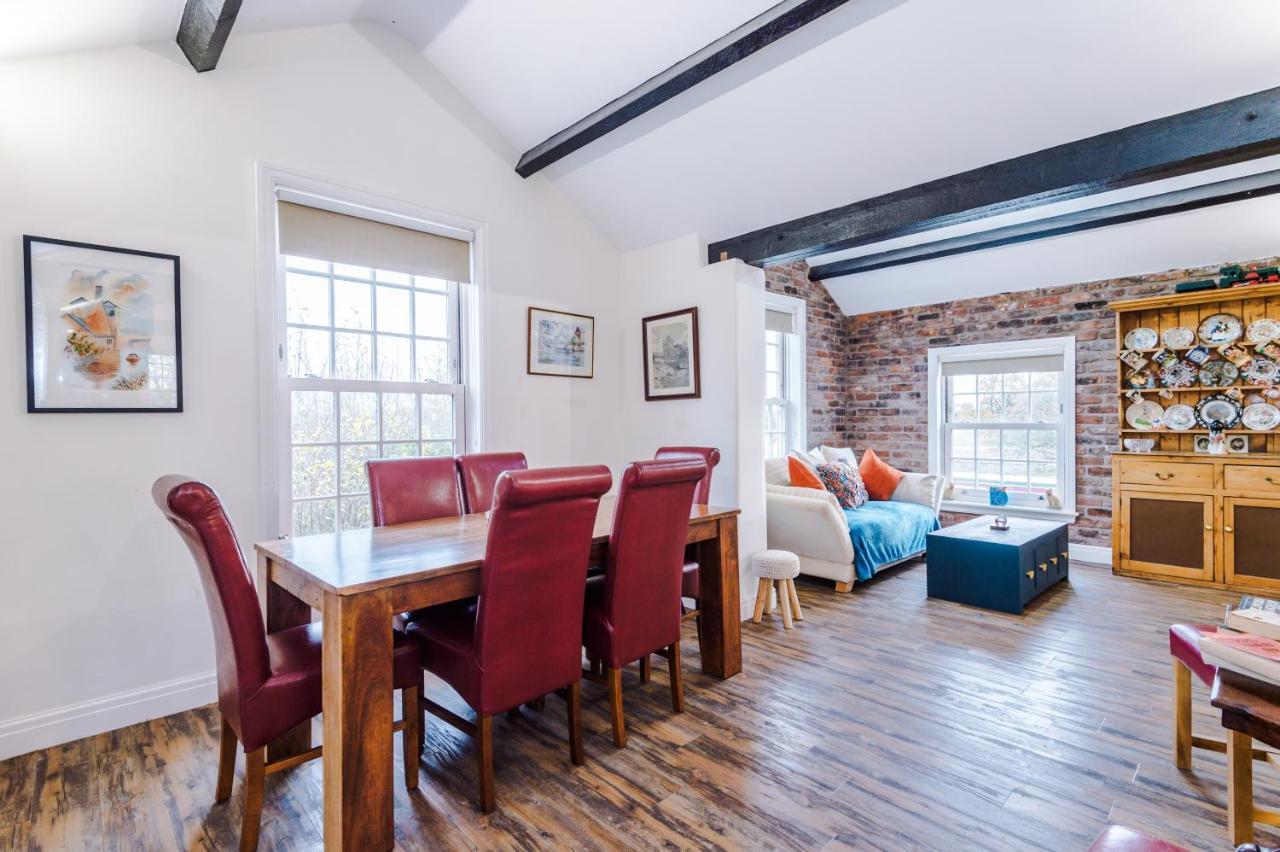 Belvedere House - Serene Countryside Escape - 4 Bedrooms Sleeps 8 샌드배치 외부 사진
